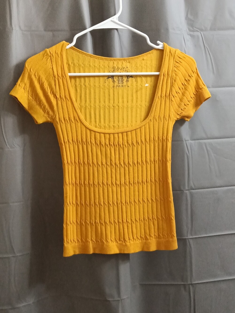 Love Women’s Short-Sleeve Scoop Neck Knit Top - Mustard Yellow